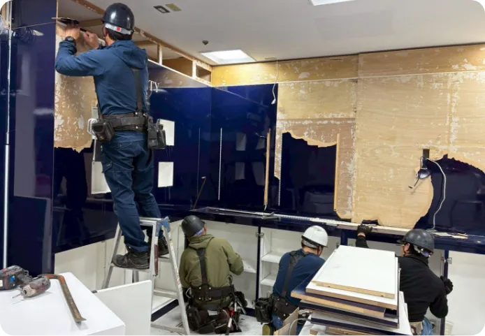 アピタパワー君津店：KOSE化粧品売り場